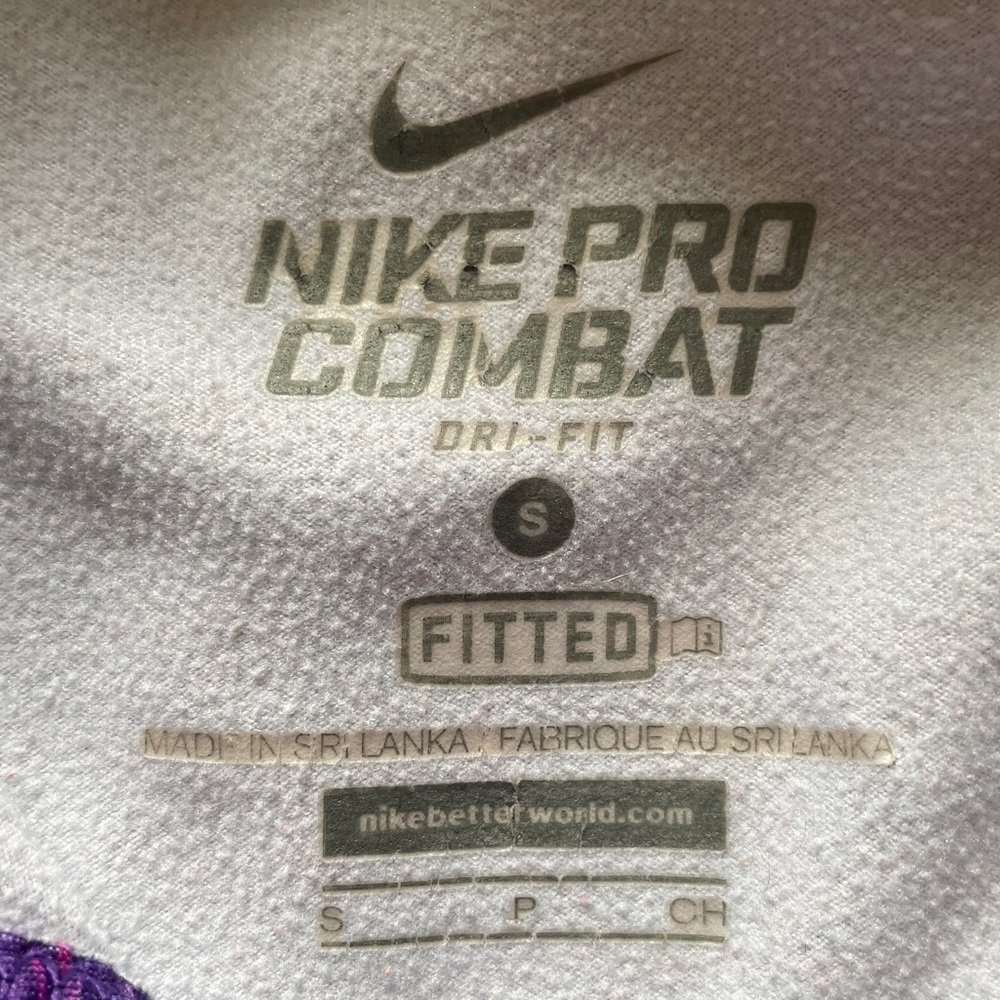 NIKE Womens Small Pullover Therma Fit Athletic Slim Purple 1/4 Zip Thumb Holes - Picture 8 of 9